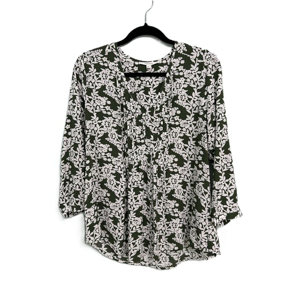 NWOT Fun2Fun Green Floral Split Neck Pleated Front 3/4 Sleeve Top/Blouse-Small